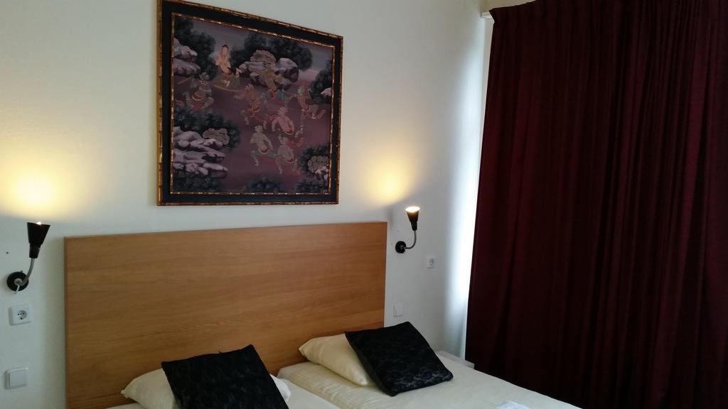 Hotel Holland Lodge Утрехт Стая снимка