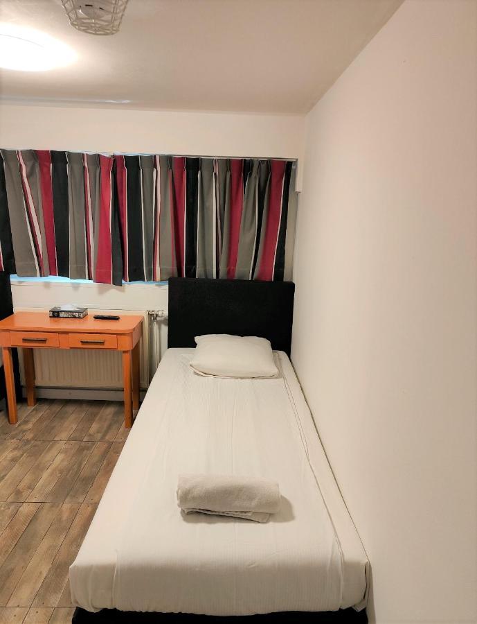 Hotel Holland Lodge Утрехт Екстериор снимка