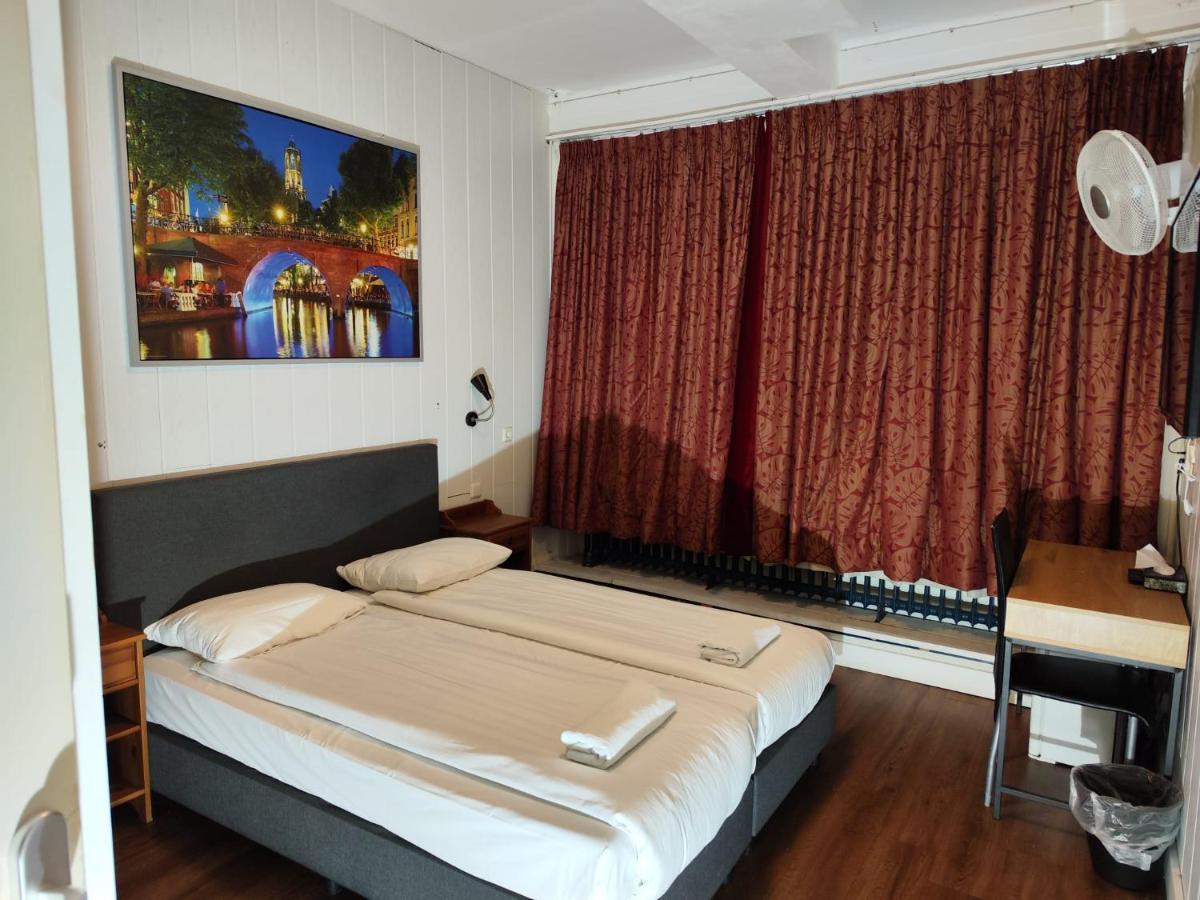 Hotel Holland Lodge Утрехт Екстериор снимка
