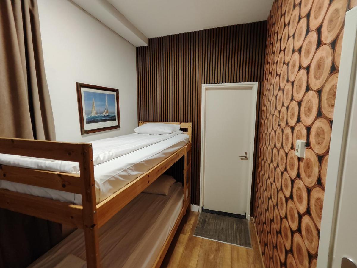Hotel Holland Lodge Утрехт Екстериор снимка