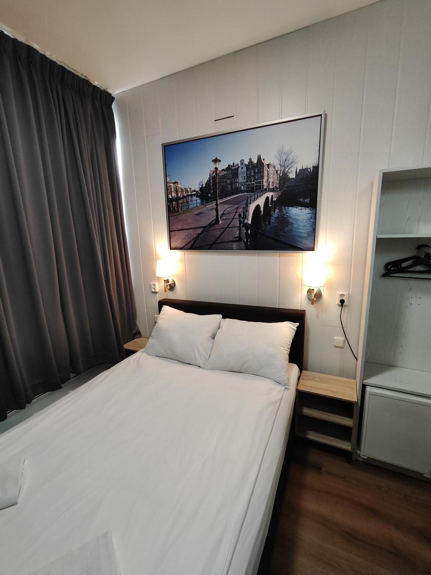 Hotel Holland Lodge Утрехт Екстериор снимка