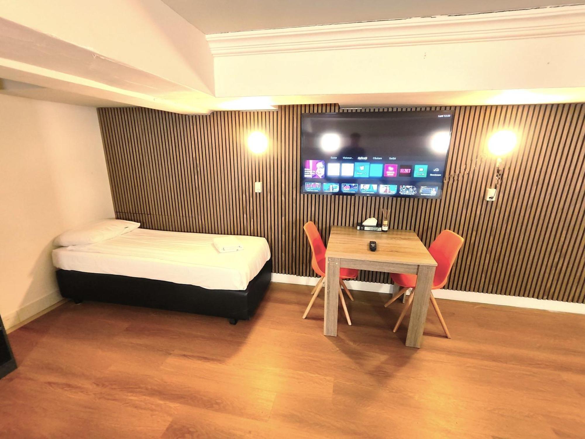 Hotel Holland Lodge Утрехт Екстериор снимка