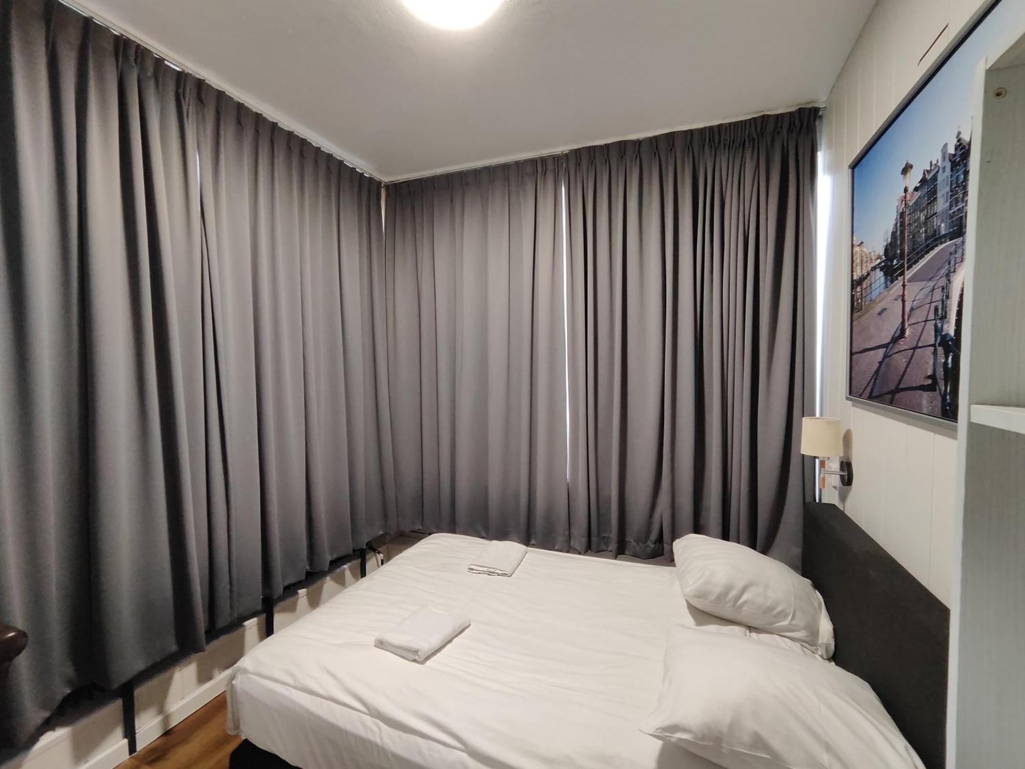 Hotel Holland Lodge Утрехт Екстериор снимка