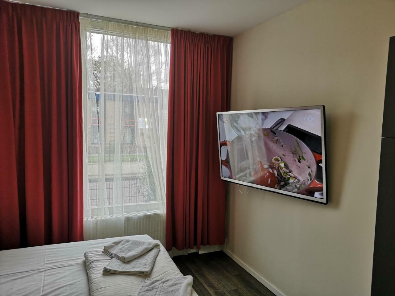 Hotel Holland Lodge Утрехт Екстериор снимка